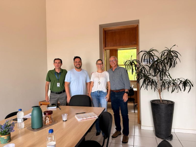 Noticia secretarias-de-turismo-e-desenvolvimento-economico-definem-preparativos-para-a